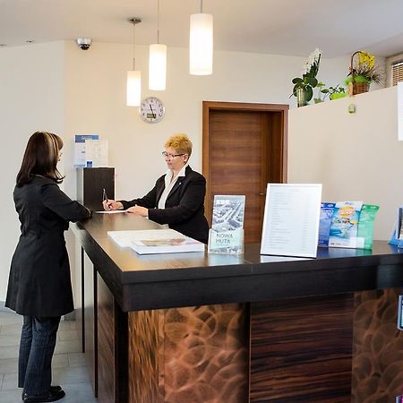 Dom Turystyczny Indigo Hostel คราคูฟ ภายนอก รูปภาพ