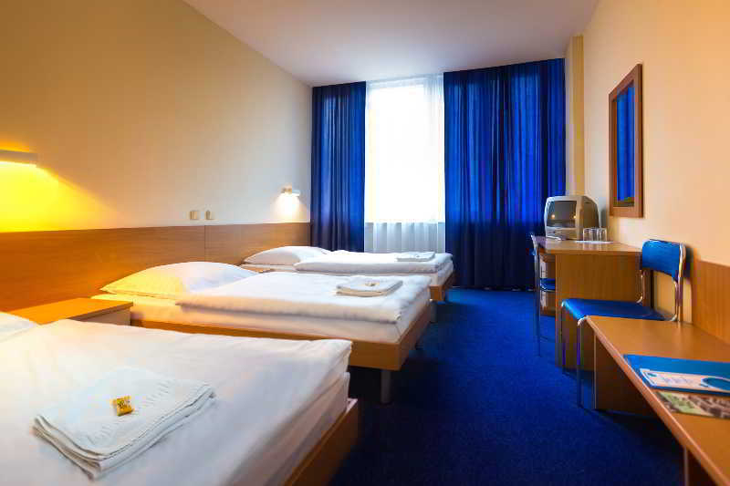 Dom Turystyczny Indigo Hostel คราคูฟ ภายนอก รูปภาพ