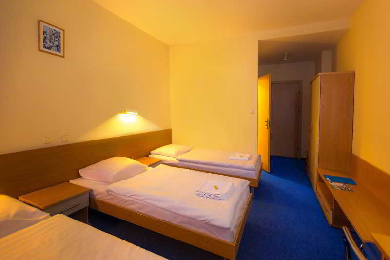 Dom Turystyczny Indigo Hostel คราคูฟ ภายนอก รูปภาพ