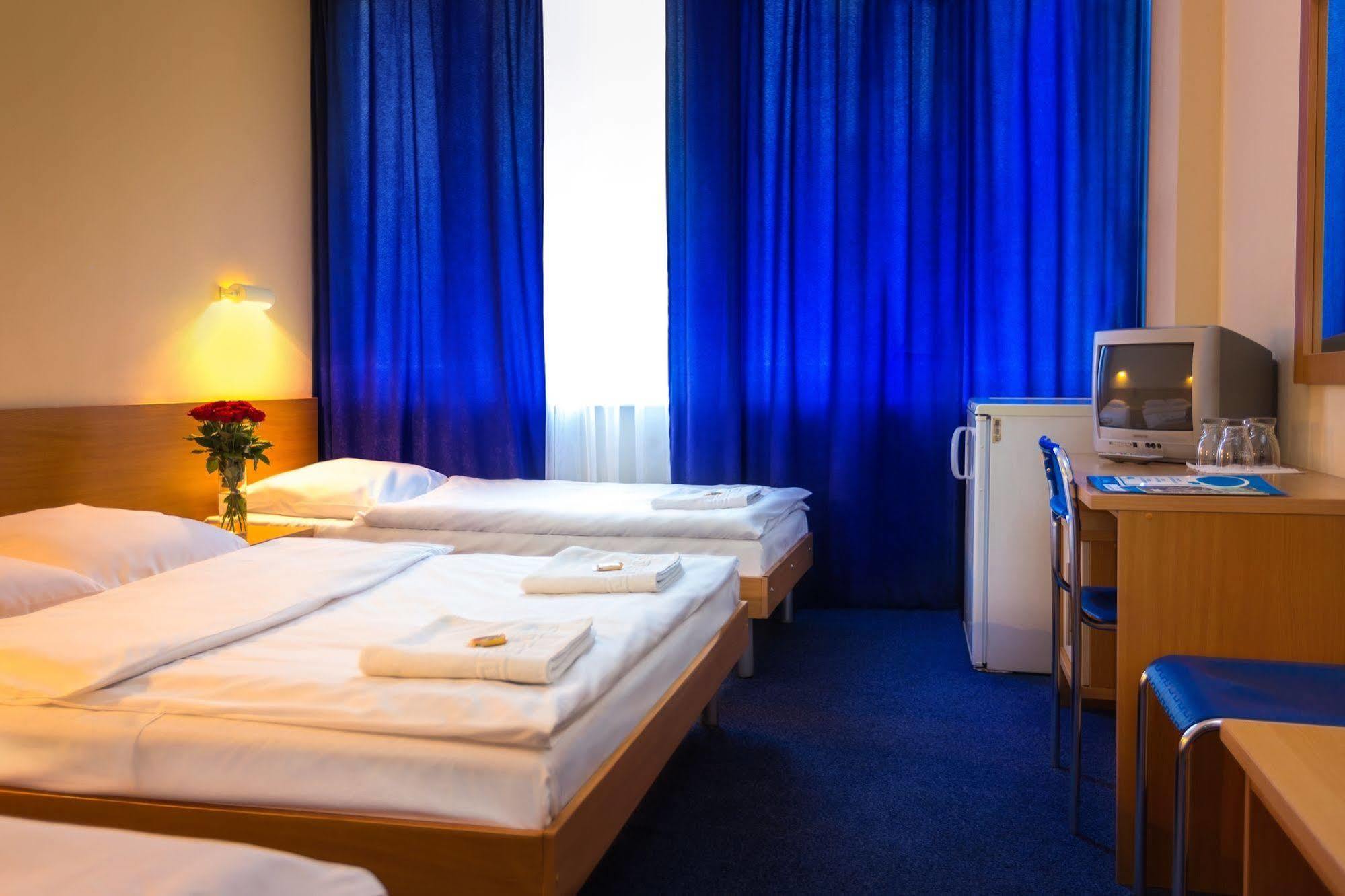 Dom Turystyczny Indigo Hostel คราคูฟ ภายนอก รูปภาพ